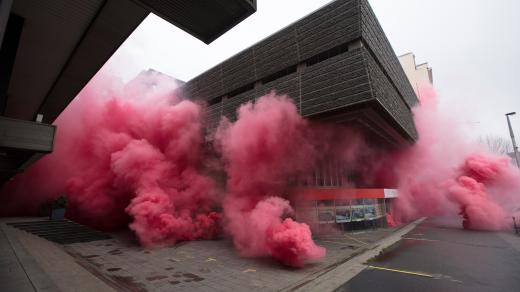 Protestní perfomance Transgas hoří, 2017