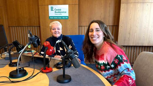 Anežka Pecháčková (vpravo) s autorkou magazínu Dámská jízda Mirkou Nezvalovou