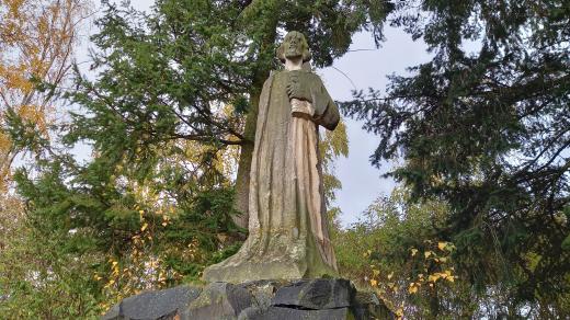 Autor sochy Mistra Jana Husa není znám