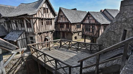 Barrandov, kulisy středověké Paříže