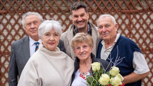 Petr Kostka, Carmen Mayerová, Patrik Rozehnal a manželé Soukupovi