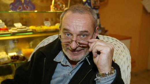 Po těžké nemoci ve věku 73 let zemřel moderátor Zbyněk Merunka