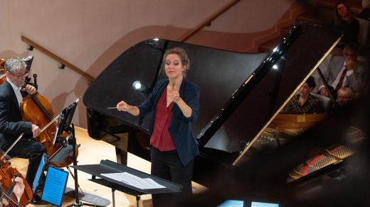 Šéfdirigentka Jihočeské filharmonie Alena Hron