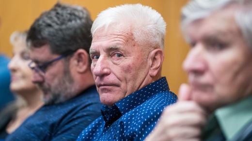 Starosta Horní Stropnice Václav Kučera (uprostřed)