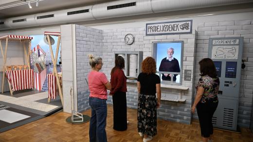 Interaktivní výstavu Lidé odvedle je v Západočeském muzeu v Plzni možné navštívit do 15. března