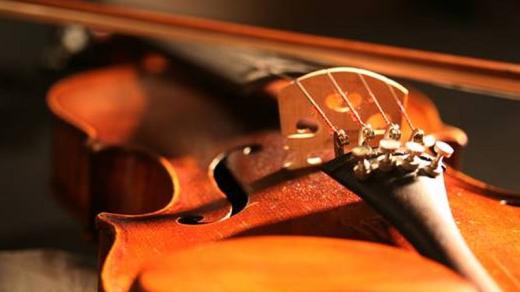 Eric Westphal: Koncert v oranžérii. Zkouška smyčcového kvarteta jako komedie