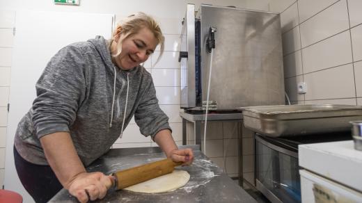 Světlana. Jedna z žen, které utekly z Ukrajiny před válkou a našly práci v jednom pražském bistru (archivní foto)