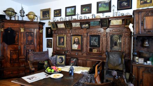 Vybavení atelieru z pozůstalosti krásnolipského malíře Augusta Frinda