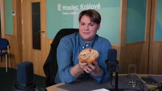Vojtěch Blažek ve studiu Českého rozhlasu Hradec Králové