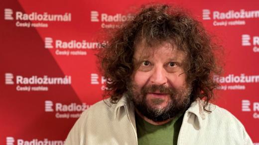 Muzikant Roman Holý hostem Radiožurnálu