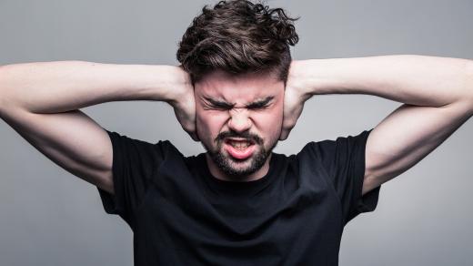 Tinitus dokáže člověka neuvěřitelně potrápit