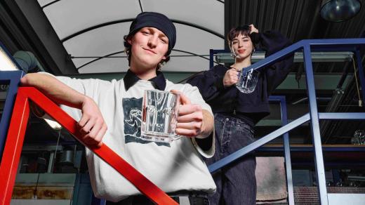 Dva nové modely půllitrů z českého křišťálu vznikly z původně akademického zadání