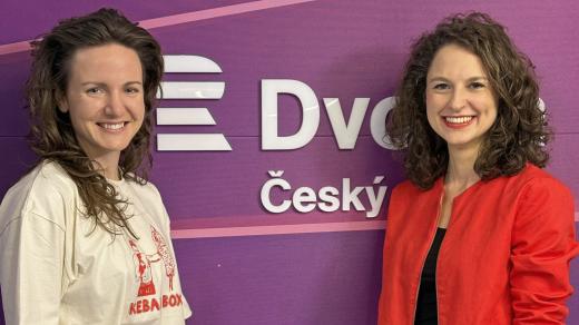 Martina Dvořáková a moderátorka Pavla Hubálková