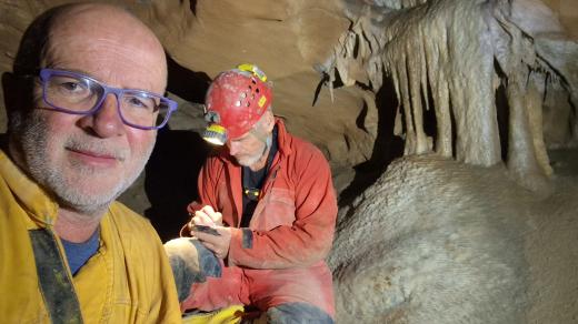 Evžen Janoušek v jeskyni