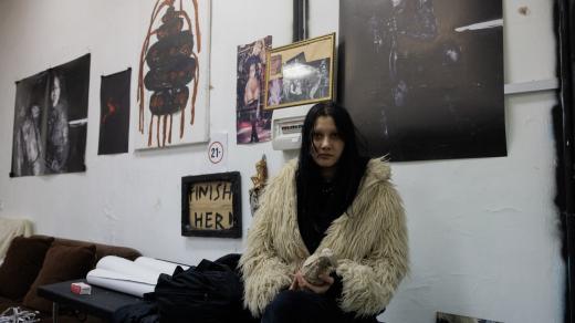 Ukrajinská umělkyně Esther z umělecké komunity Nahirna22 v Kyjevě