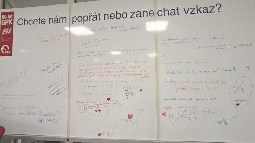 Návštěvníci mají možnost zanechat své vzkazy