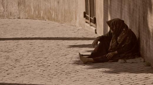 Žebrák, žebračka, chudoba