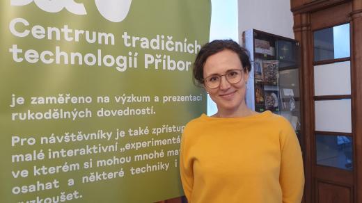 Etnoložka Sabrina Pasičnyková z příborského Centra tradičních technologií