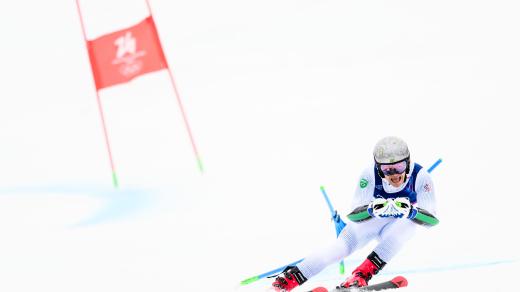 Lucas Pinheiro Braathen ovládl na olympijských hrách v Itálii obří slalom