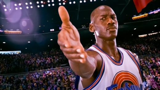 Basketbalista Michael Jordan ve filmu Space Jam (1996)