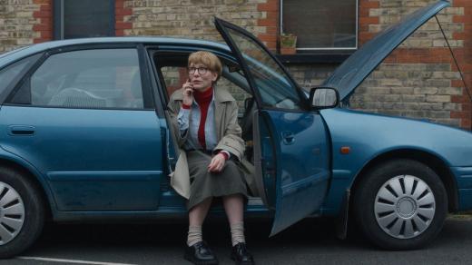 Otec matka sestra bratr je milý film s jemným humorem. Ukazuje Jarmusche jako režiséra chytrých variací, míní Sladký