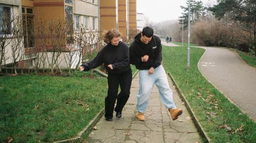 rodina-na-prach_2100x1400_3b