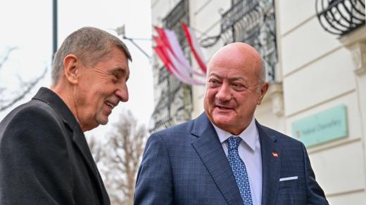 Český premiér Andrej Babiš (vlevo) se při návštěvě Rakouska sešel s rakouským kancléřem Christianem Stockerem, 10. února 2026