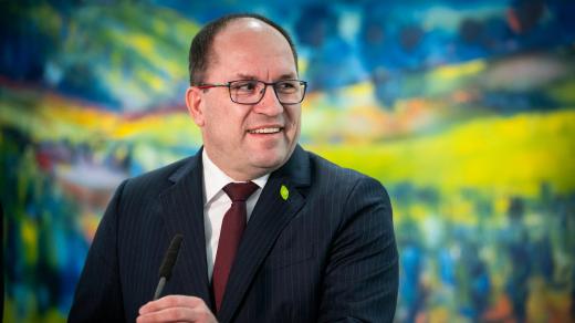 Ministr zemědělství Marek Výborný (KDU-ČSL) na tiskové konferenci ke stavbě přehrady Nové Heřminovy