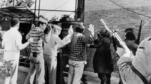 Američtí rukojmí z ambasády v Teheránu, únor 1979