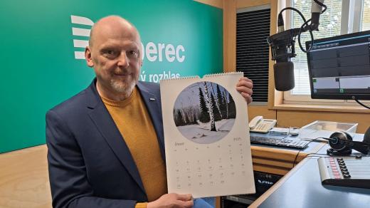 Malíř a vězeňský dozorce Ladislav Kratochvíl byl hostem ve vysílání Českého rozhlasu Liberec