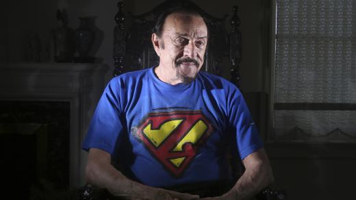 Philip Zimbardo. Doktor Zlo a autor kontroverzního psychologického vězeňského experimentu