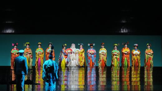 Giacomo Puccini: Madama Butterfly. Rituální sebevražda v přímém přenosu z newyorské Metropolitní opery