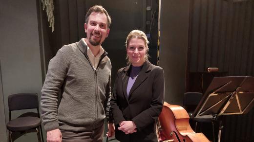 Dirigent Jiří Šedivý a produktová manažerka Filharmonie Bohuslava Martinů Zlín Veronika Petrášová
