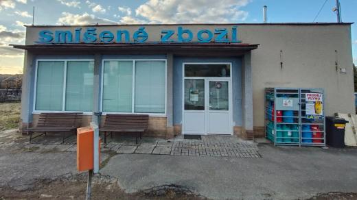Obchod v obci Březina