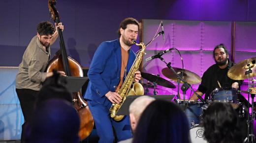 onQ FIVE ve Studiu 1 ČRo Ostrava