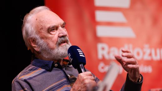 Zdeněk Svěrák a beseda s herci Divadla Járy Cimrmana