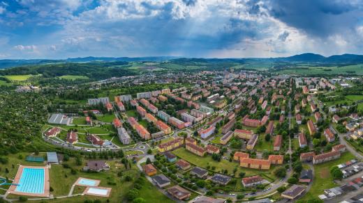 Pohled na město Ostrov