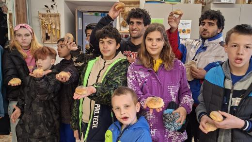 Na akci „Jak roste chleba“ dorazily děti z Dětského domova v Dolním Lánově