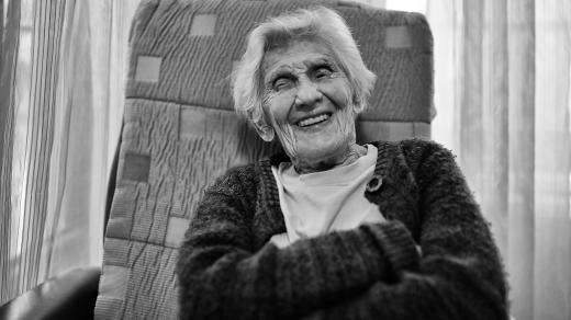 Jarmila Horalová na fotografii z knihy Až do sto dvaceti let