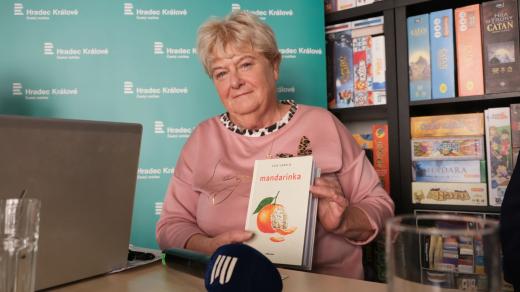 Křest knihy Evy Veselé s názvem Mandarinka v rozhlasové kavárně