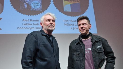 Laureáti Ceny literární kritiky 2026 (zleva) Petr Borkovec a Aleš Kauer