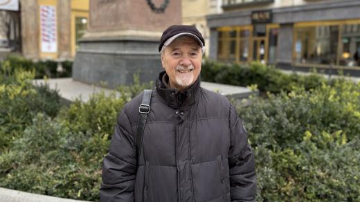 Dobrovolnictví mi přináší smysl a řád, chválí si 81letý Jiří z Prahy