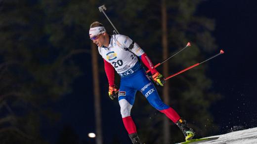 Michal Krčmář během závodu s hromadným startem ve finském Kontiolahti, kde dojel na 24. místě