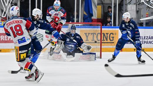 Roman Červenka se v sérii proti Kometě prosadil potřetí, celkem nasbíral osm kanadských bodů