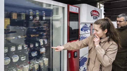 Rybářství Třeboň plánuje přidat další automat, pokud se provoz toho prvního osvědčí