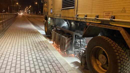 Tento brousící vůz už omlazoval koleje v mnoha zemích Evropy