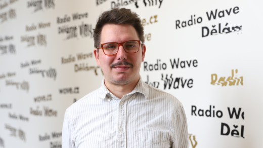 Novinář Matěj Schneider ze serveru Voxpot