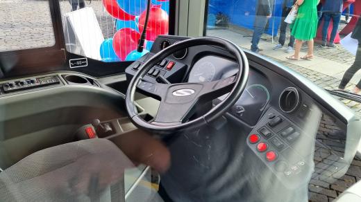 Prázdné místo řidiče autobusu (ilustr. obr.)