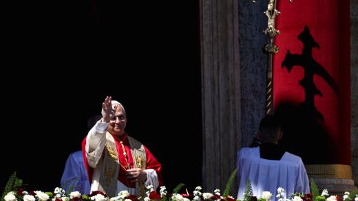 Ve svém poselství Městu a světu vyzval papež k ukončení válek