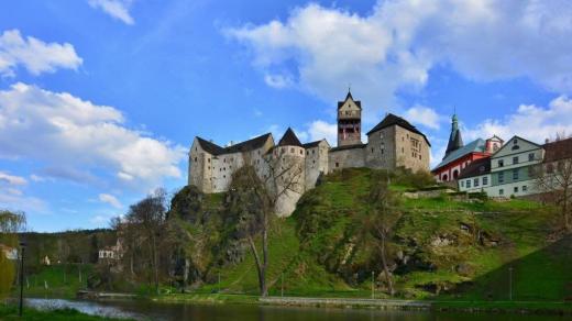 Hrad Loket